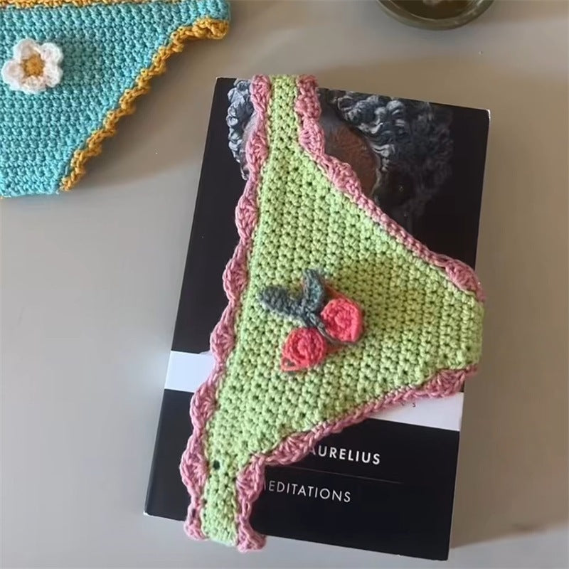 Handmade Crochet Underwear Bookmark 🩲✨ – Cute & Creative Gift 🎁（Finished Product）
